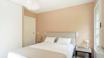 2 chambres, fer et planche Ă repasser, Wi-Fi, draps fournis