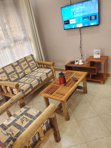 ESE HOMESTAY MANYARA