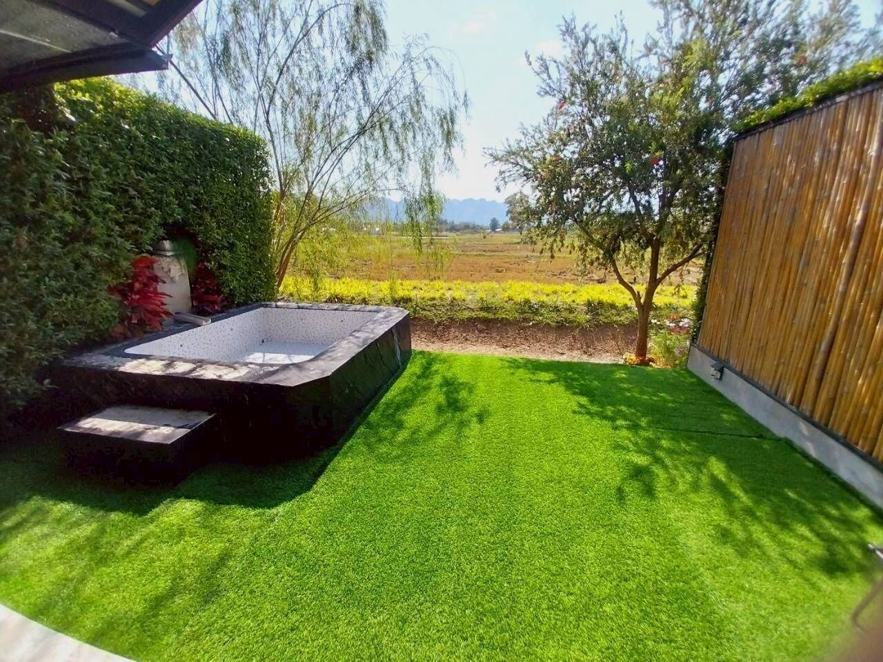 Habitación estándar, vistas a la montaña | Bañera de hidromasaje al aire libre