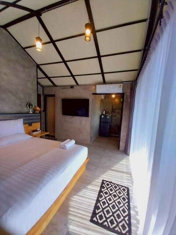 Superior Room, Bathtub, Mountain View | Free WiFi, bed sheets