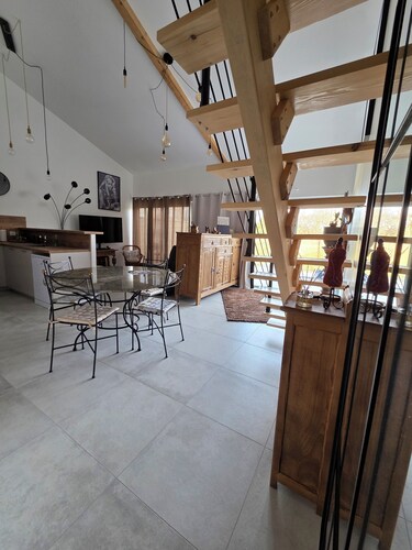 Villa ma sueur - house with a story.