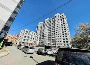 Exterior - Welcoming 1-bedroom apartment in vibrant Ulaanbaatar center (Ulaanbaatar)