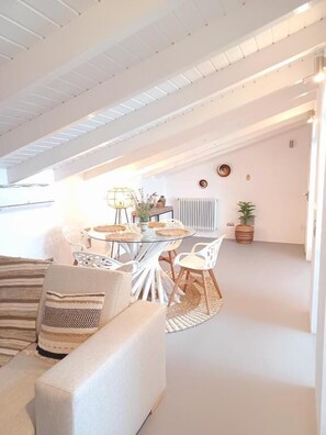Triple Room | Interior