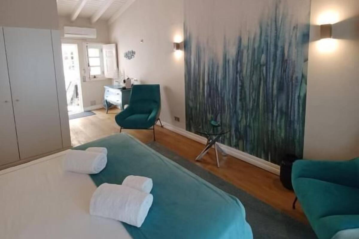 Deluxe Twin Room | Peti besi dalam bilik, Wi-fi percuma 