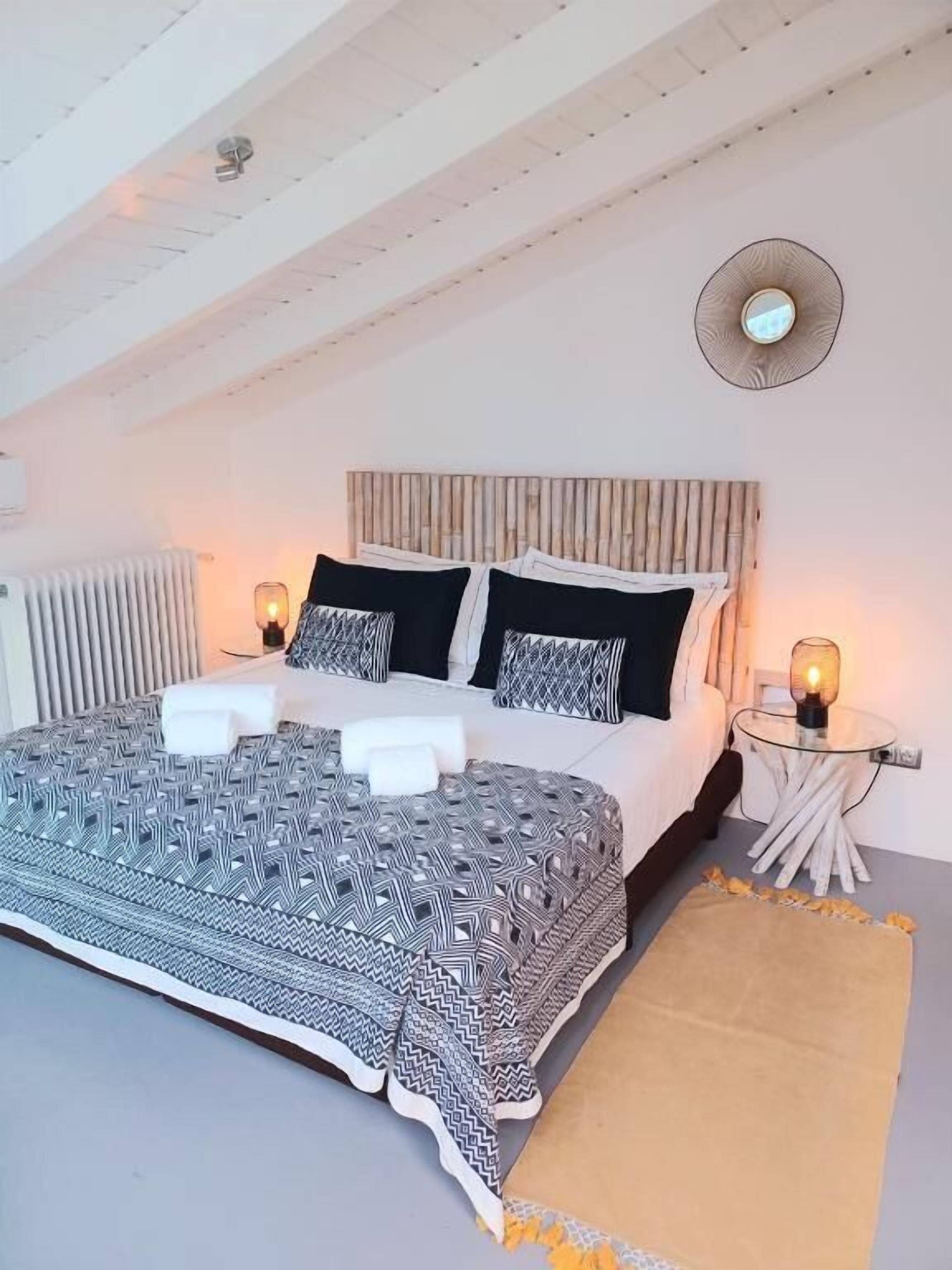 Triple Room | In-room safe, free WiFi