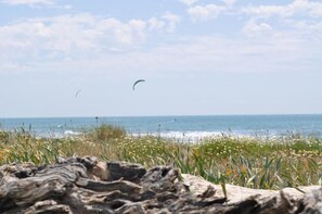Beach nearby, sun loungers, beach umbrellas, beach towels - I Fontanili (Montalto di Castro)
