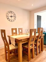 House, 3 Bedrooms, Smoking, Garden View | Dining room