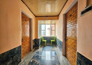 Exterior - Hotel Al Azizia Near Dal Lake  (Srinagar)