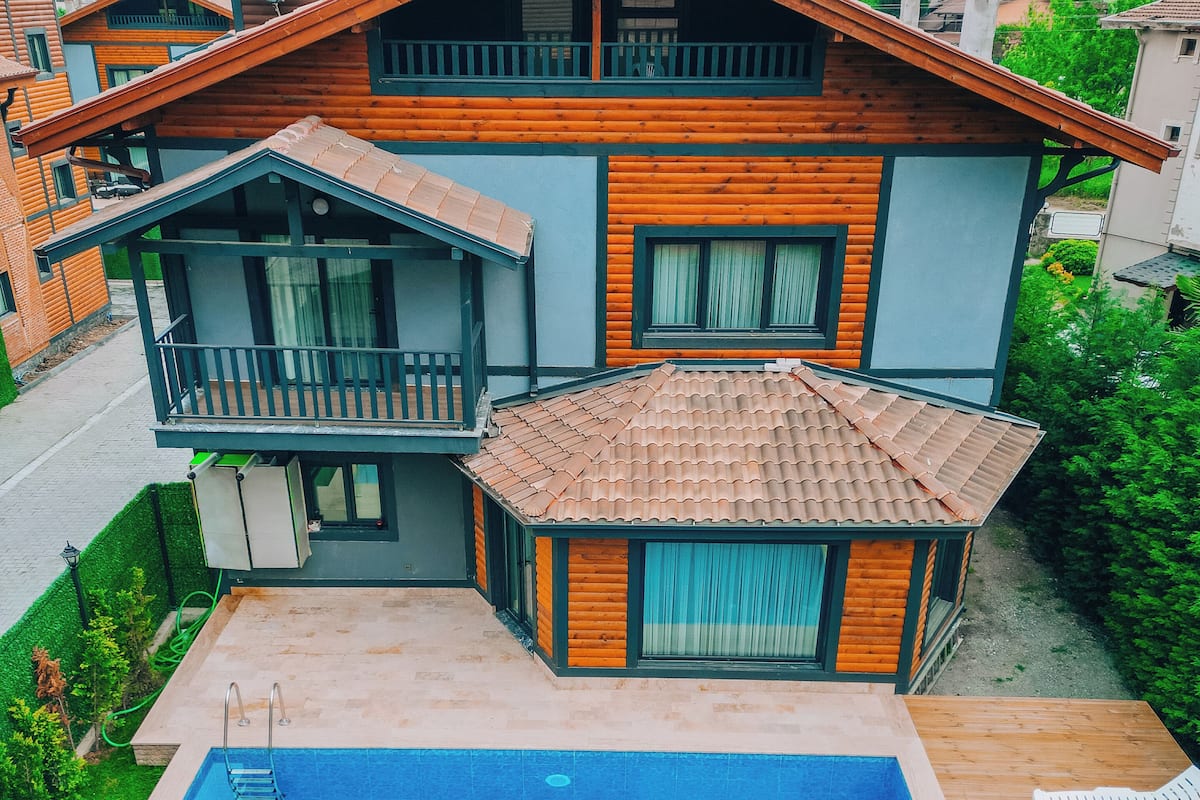 Villa familiar, piscina privada, en la zona del jardín | Exterior