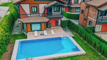 Familievilla | Pool | Udendørs pool
