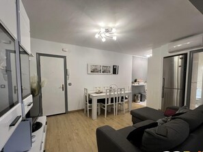 TV - Charming apartment in Salou - 2 guests (Salou)