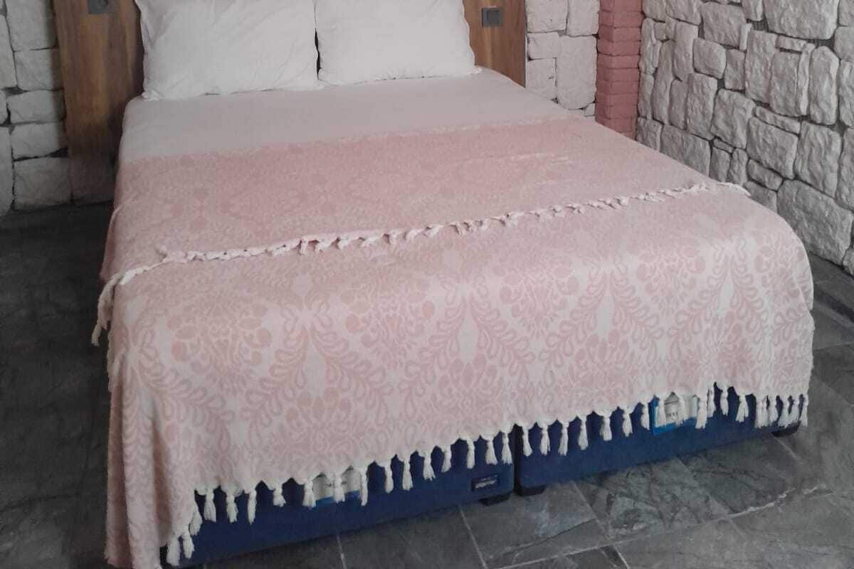 Basic Double Room, Garden View | Free WiFi