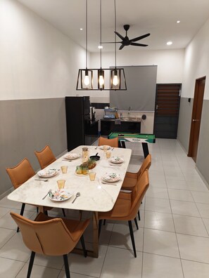 Dining - Kuantan putra home (Kuantan)