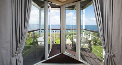 Just Breathe is a wonderfully presented two-bedroom holiday apartment