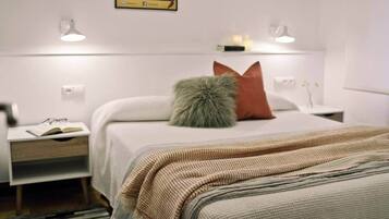 2 slaapkamers, een strijkplank/strijkijzer, wifi, beddengoed