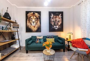 Interior - Inside old town by Eba Homes (Bilbao)