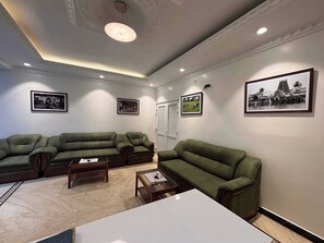 Living area - SUNSHINE RESIDENCY (Chennai)