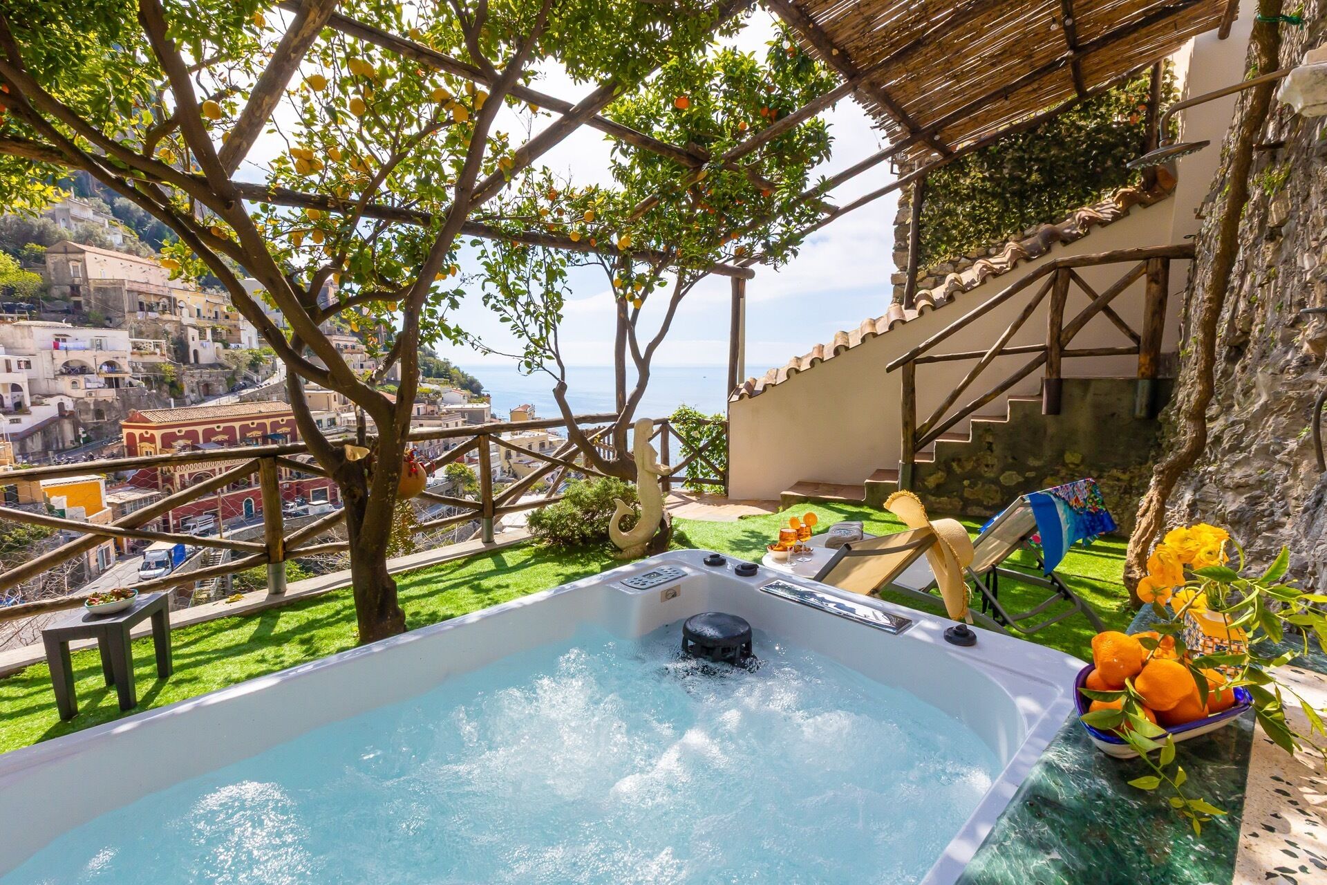 Deluxe Apartment, Sea View | Outdoor spa tub