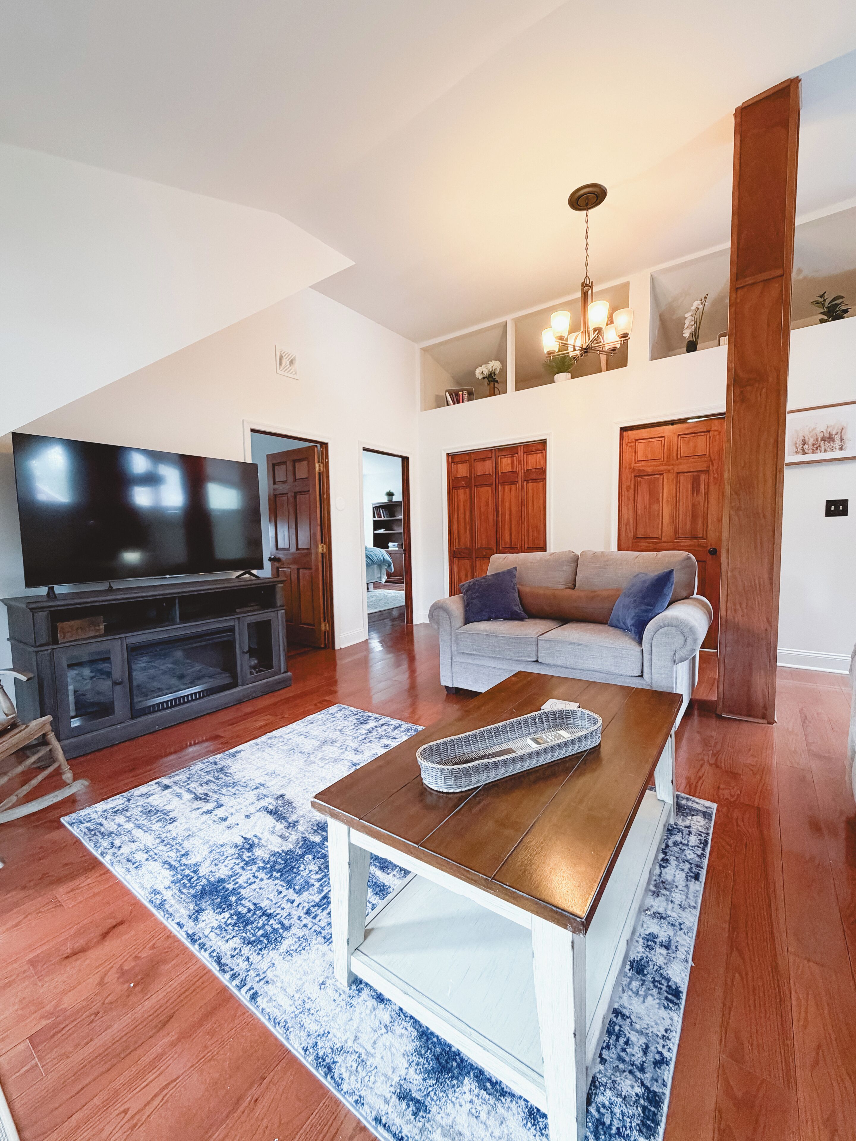 Smart TV, video games, DVD player, books