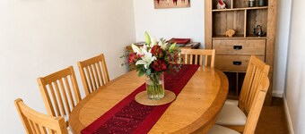 Modern, Spacious 6BR Gated Home - Sleeps 9 - Private Drive