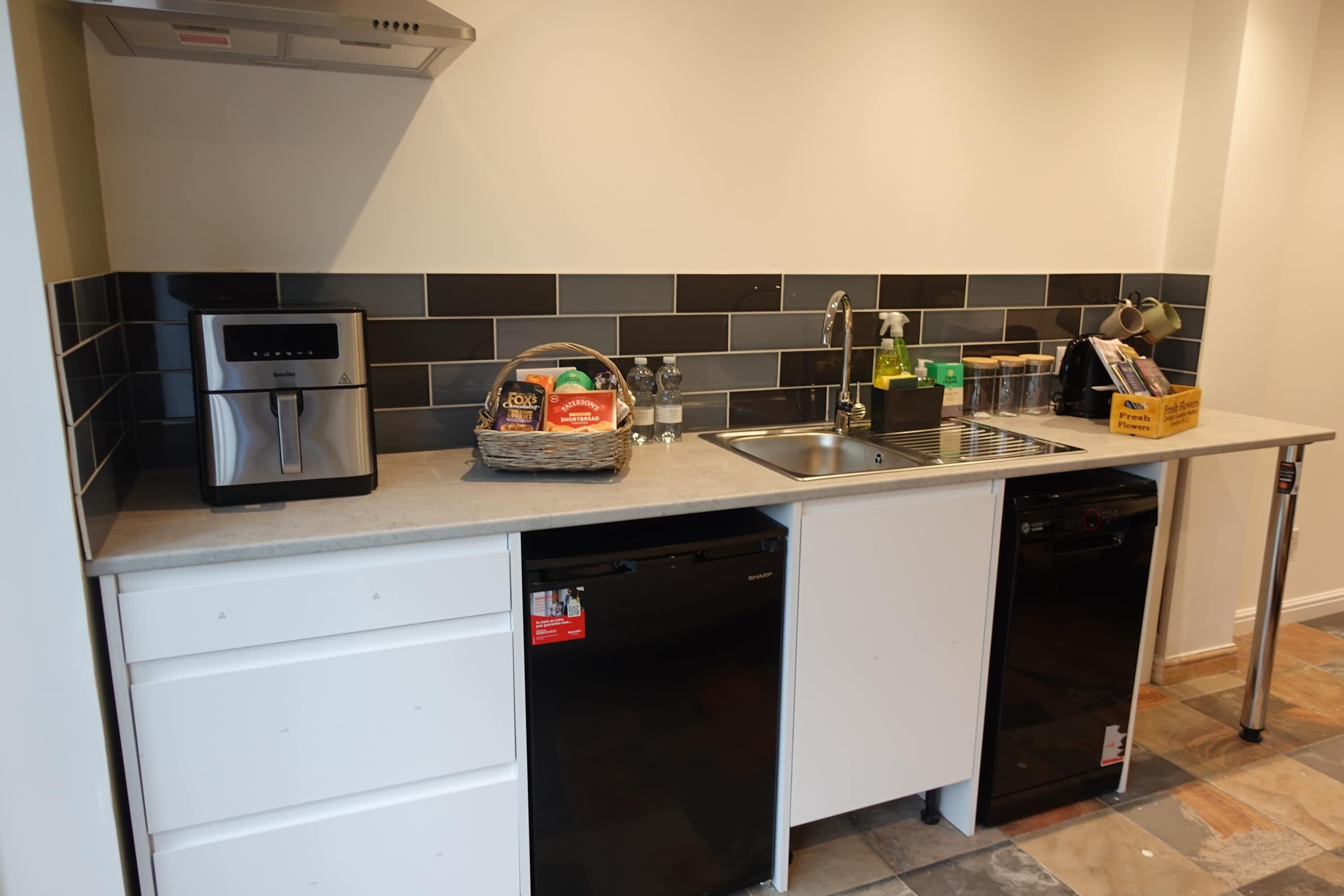 Fridge, microwave, dishwasher, electric kettle