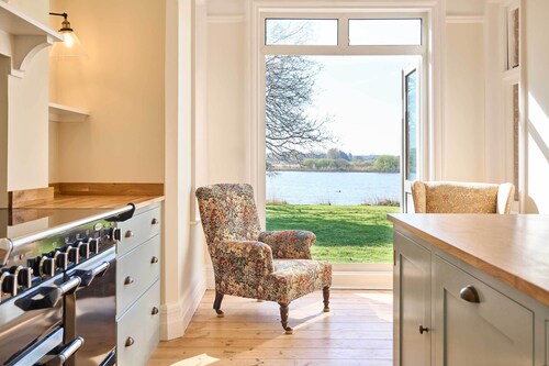 Host & Stay | Lavengro