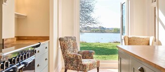 Host & Stay | Lavengro