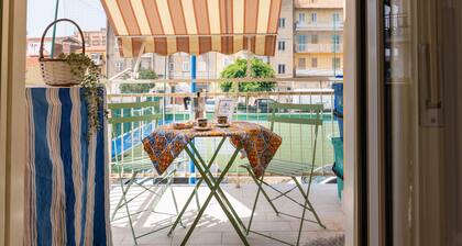 Apartment 'La Sirenetta' with Balcony, Wi-Fi and Air Conditioning