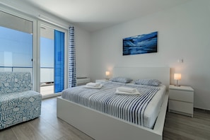 5 Schlafzimmer, Bügeleisen/Bügelbrett, Reisekinderbett, kostenloses WLAN