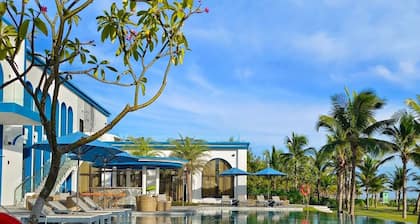 Wyndhoian Beachfront Villas