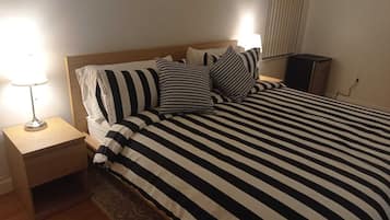Iron/ironing board, WiFi, bed sheets