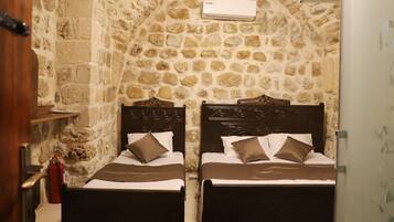 Triple Room | Free WiFi