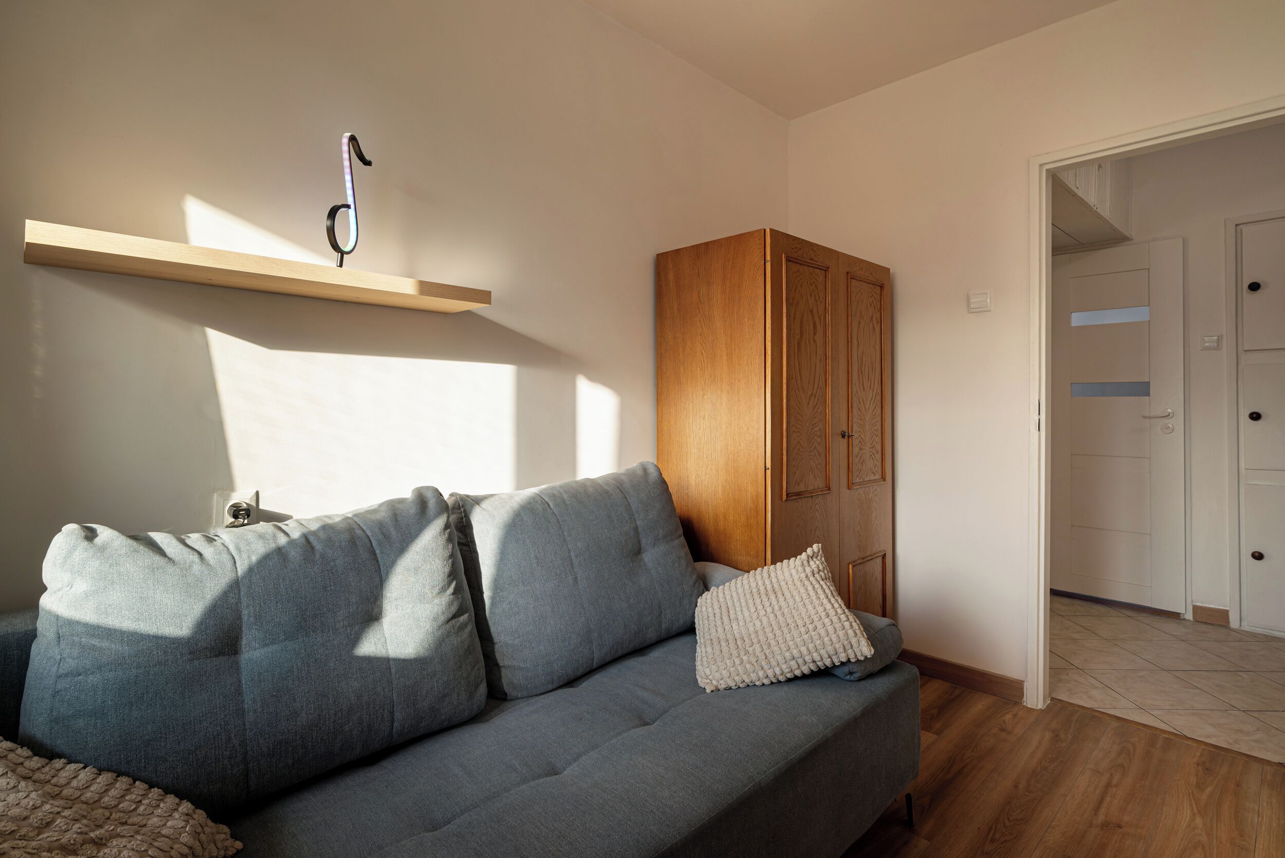 Apartamento, balcón | Zona de estar | Una Smart TV