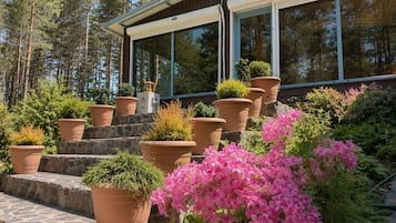 House, Multiple Bedrooms, Private Pool | Garden