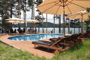 Ferienhaus, Mehrere Schlafzimmer, eigener Pool | Pool | Außenpool