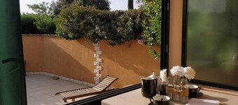 50 m² house with a pool—for the exclusive use of summer renters