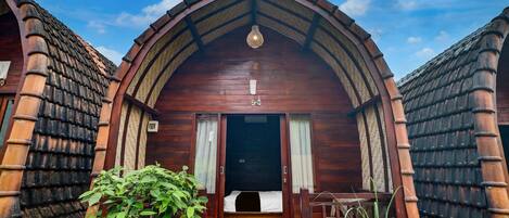 Deluxe Double Room | Free WiFi, bed sheets