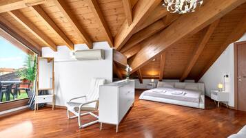 2 bedrooms, iron/ironing board