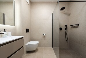 Shower, towels - Villa Carrara Zadarvillas (Pakostane)