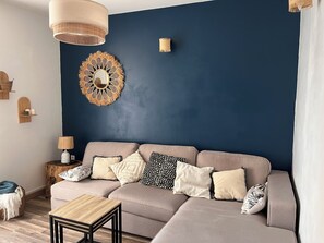 Living area - Vrbo Property (Clermont-l'Hérault)