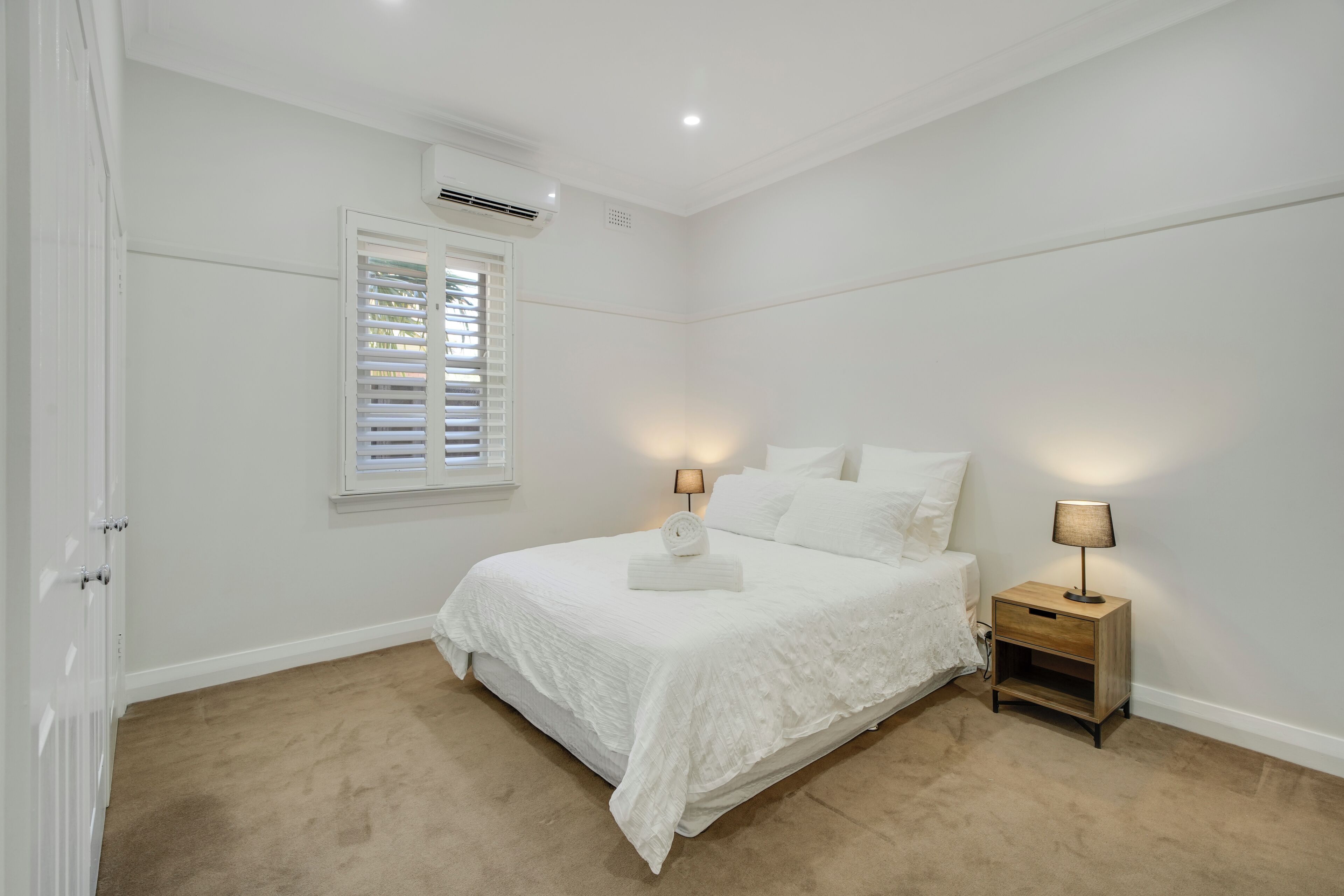 Classic House, 4 Bedrooms | Free WiFi