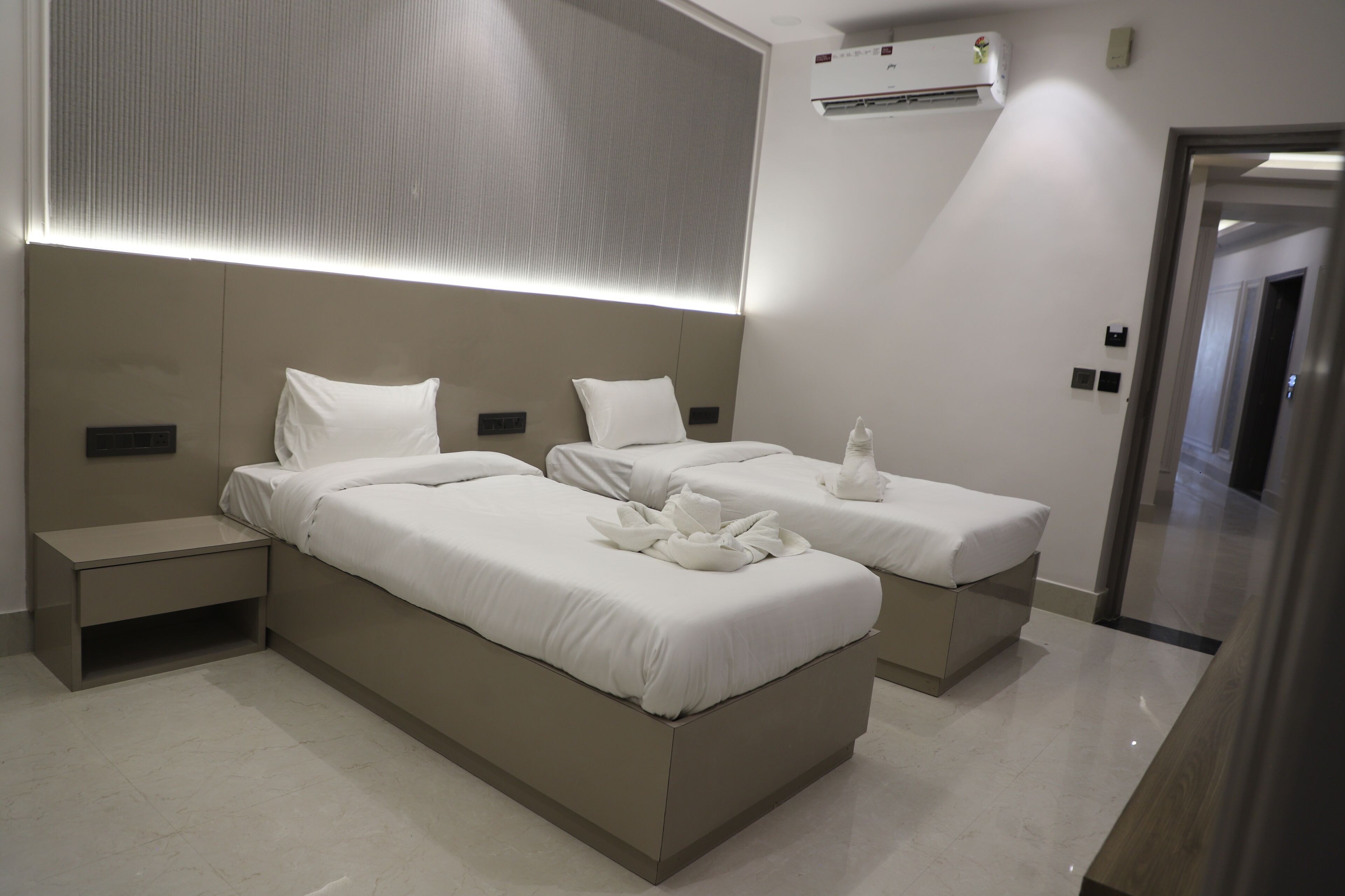 Superior kamer, 1 twee- of 2 eenpersoonsbedden, 1 tweepersoonsbed | Gratis wifi