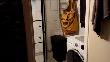 Shared Dormitory, 1 Bedroom | Laundry