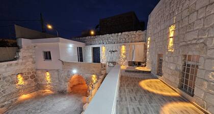 Tarihi Midyat Acar Konağı-Butik Otel