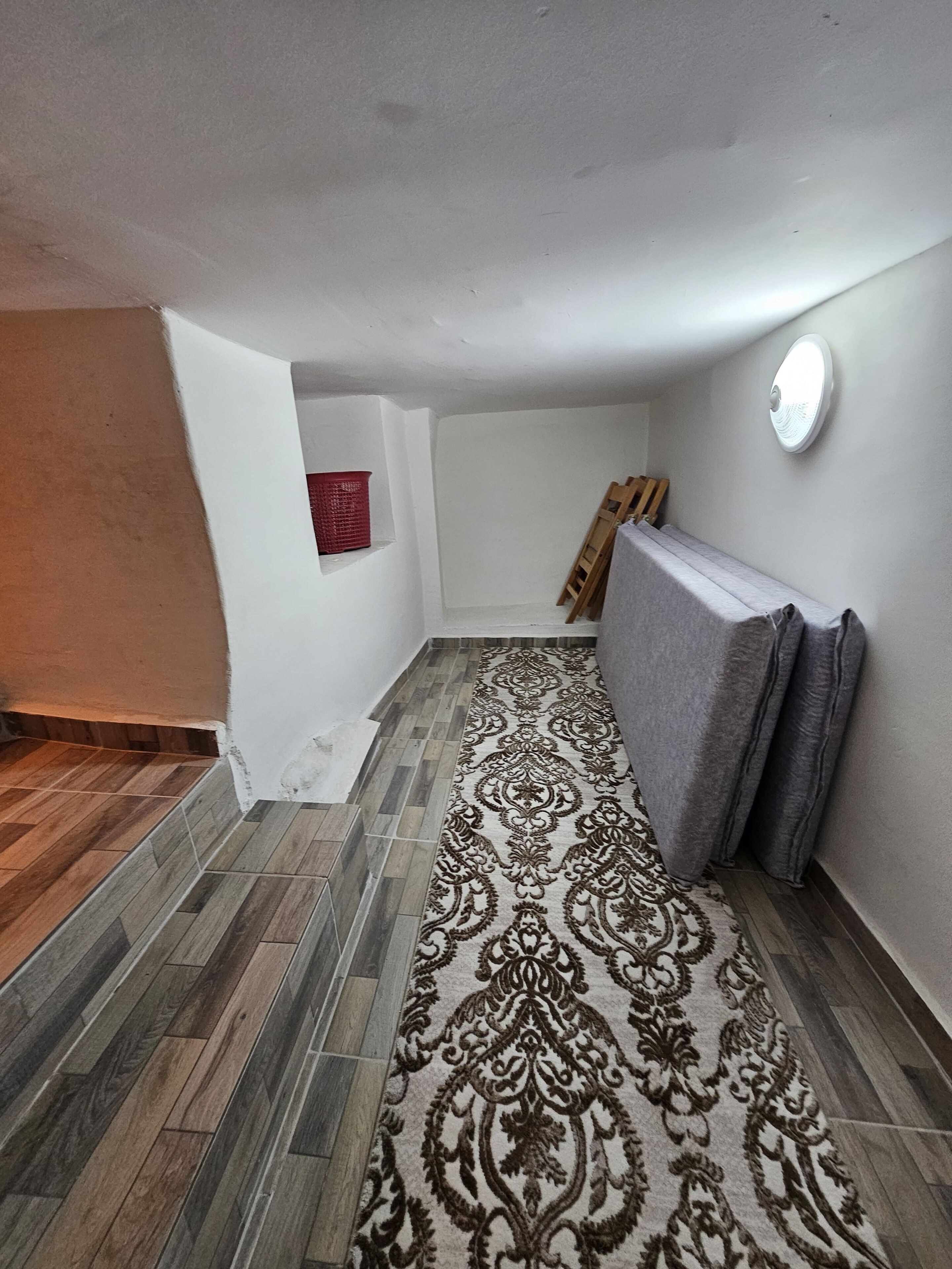 Familiekamer, uitzicht op de binnenplaats | Interieur