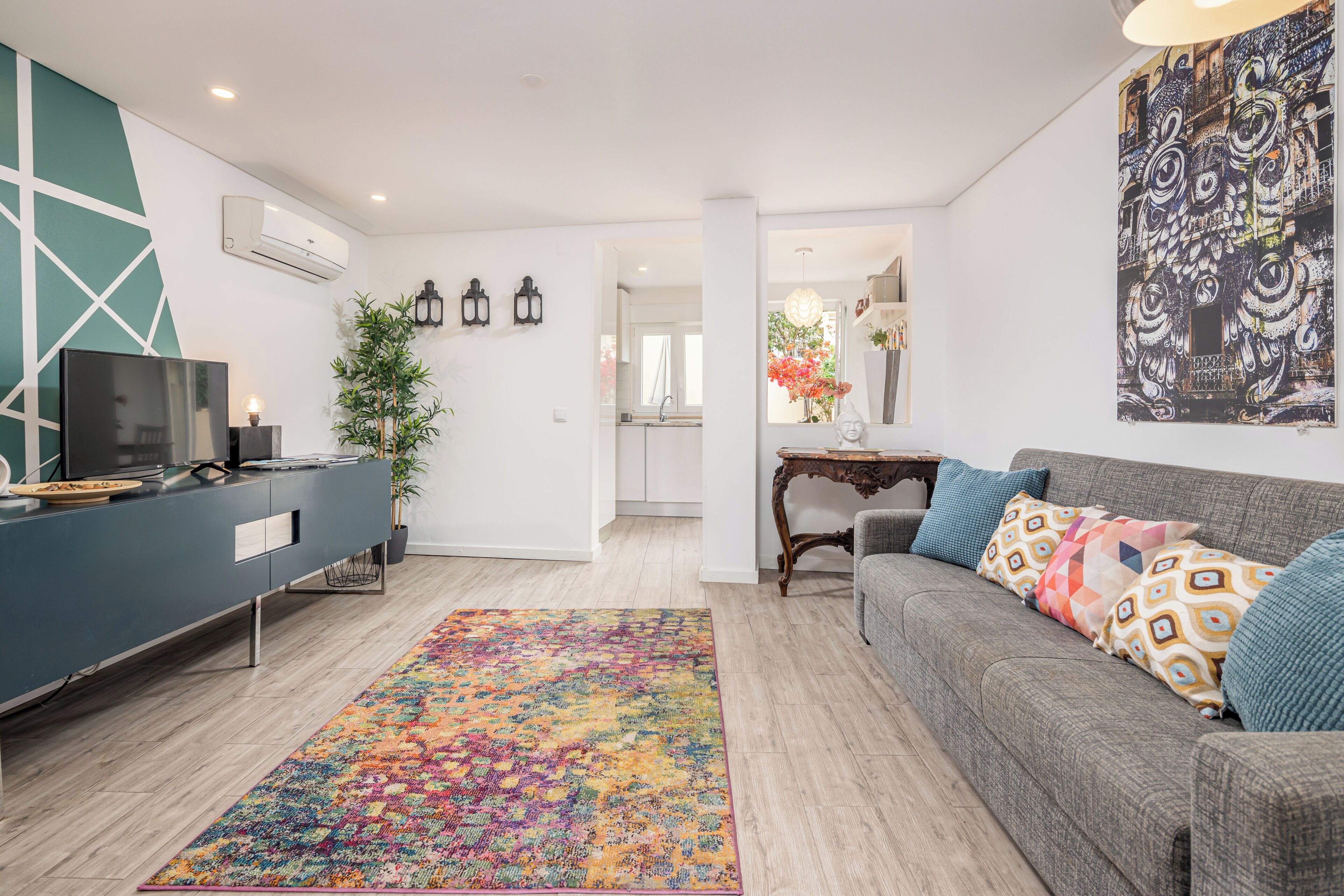Ground floor left - Terraço | Living area | LED TV