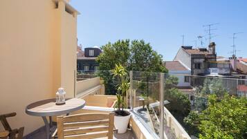 1st floor left with balcony - Varanda das Laranjas | Restaurang utomhus