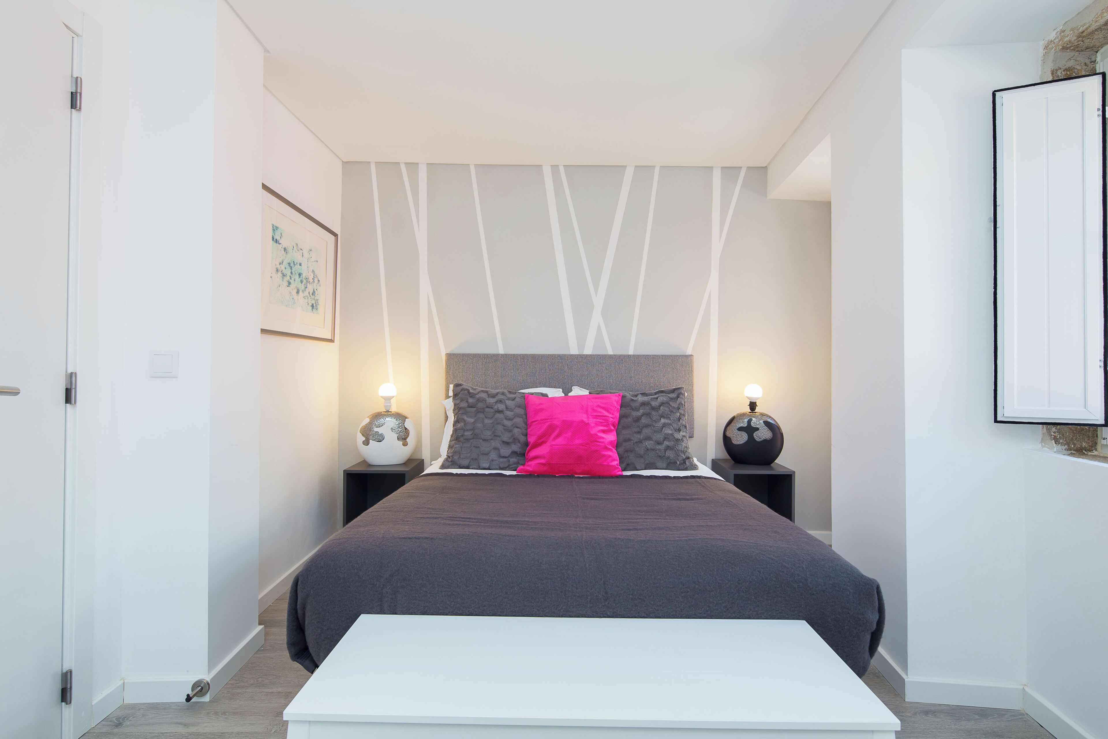 1st floor right - Janelas da Vizinha | Allergitestet sengetøy, individuelt dekorert og individuelt innredet