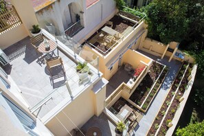 3rd floor left - Rio | Terrace/patio - Designer Flats in Lapa (Lisbon)