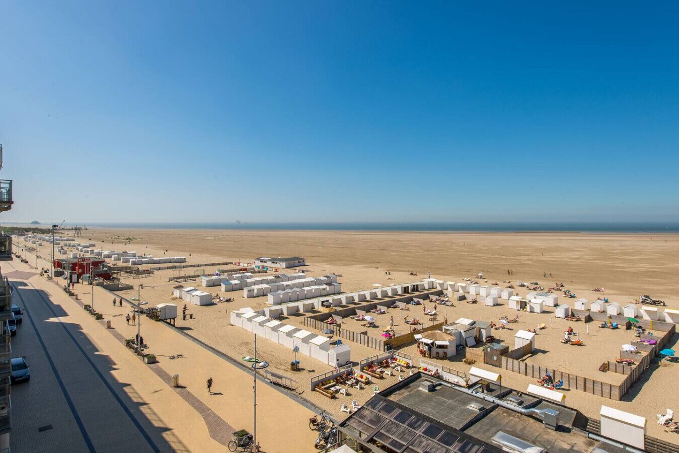Vlak bij het strand